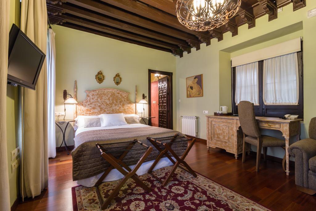 Palacio De Mariana Pineda Granada Quarto foto